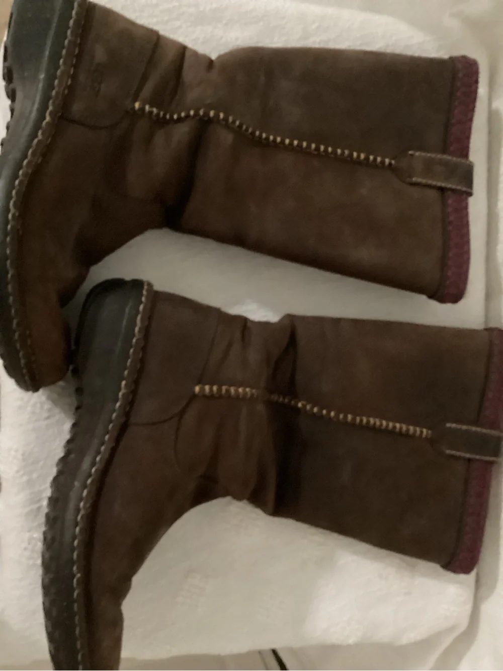 UGG SWELL TALL NUBUCK LEATHER SHEARLING LINED BOOTS - BROWN - SIZE 7